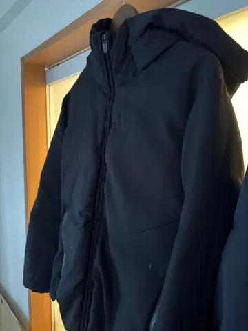 뷰티&유스 코마츠 마테레 다운 자켓 애로우즈