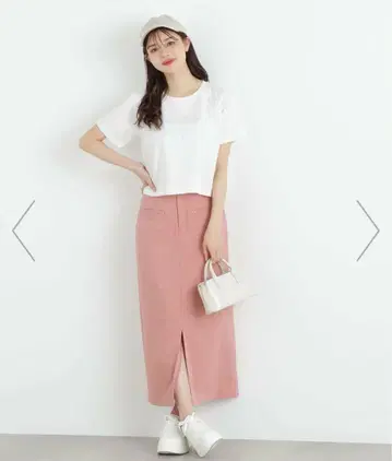 PROPORTION BODY DRESSING 앞 슬릿 내로우 스커트