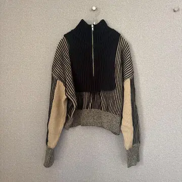 KBF 레이어드 하프 ZIP 니트