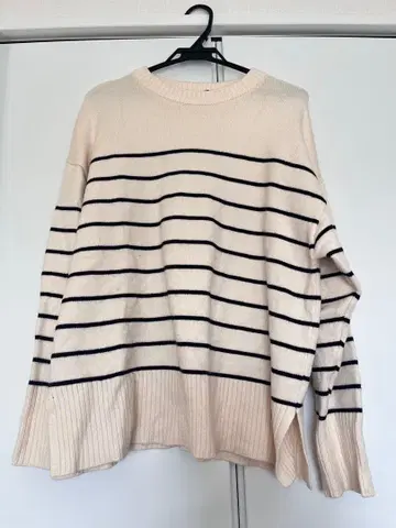 ZARA 자라 보더 니트 오버사이즈 화이트