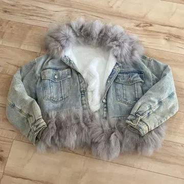 LMA 그레이 퍼 크롭 데님 자켓