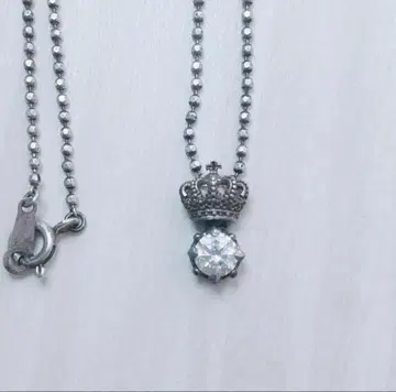 저스티 데이비스 실버 왕관 디자인 목걸이 보석