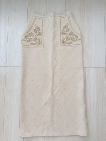 자수 펜슬 SK 의도적으로 스커트