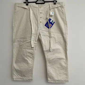 새상품 야모 베이지 반바지 팬츠