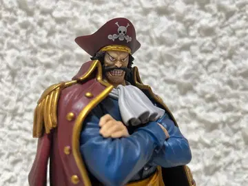 골드 로저 피규어