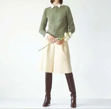 폭시 스웨터 VANILLA BLOOM