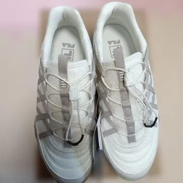 택 포함 새상품 FILA ECHAPPE LACE 휠라 스니커즈 26