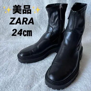 새상품급 ZARA 자라 가죽 숏부츠 블랙 24cm 통굽 블랙