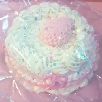 새상품 kiki squisy 쿠이스퀴즈 스퀴즈 딸기 케이크 XL