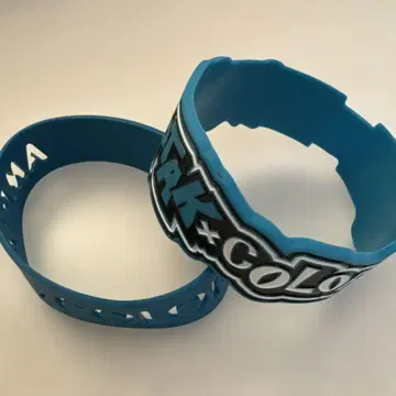 치구사 군 실리콘 밴드