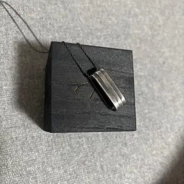 레이어드 루프 네크리스 프라이 슈토