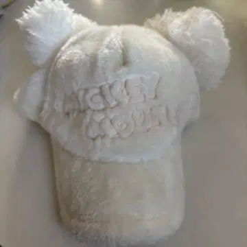 미키마우스 귀 달린 폼폼 캡