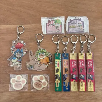 일하는 고양이 몬스터 헌터 콜라보 아크릴 스탠드 키링 아이루