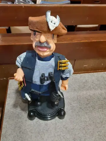 후세인 댄싱 인형 Warfare Puppetry