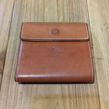 일비종떼 가죽 이단 접이식 지갑 브라운
