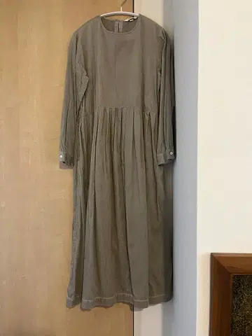 Gymphlex 그레이 코듀로이 롱 원피스