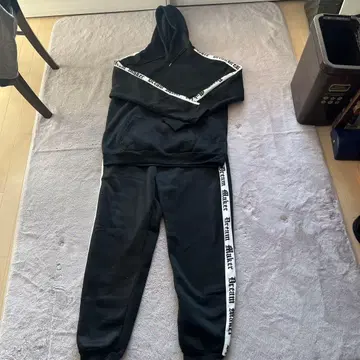 블랙 후드 부착 맨투맨 세트