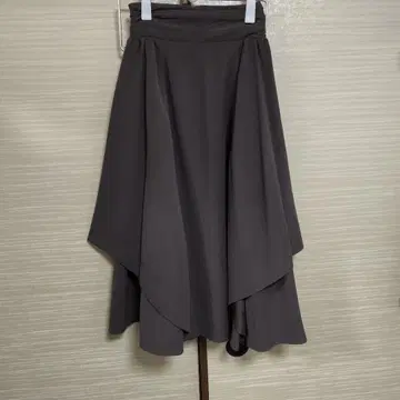 다크 브라운 플레어 스커트 비대칭