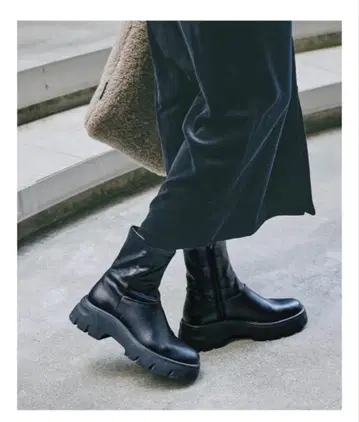 미사용 새상품 LE TALON 6cm 볼륨 밑창 핏 숏부츠