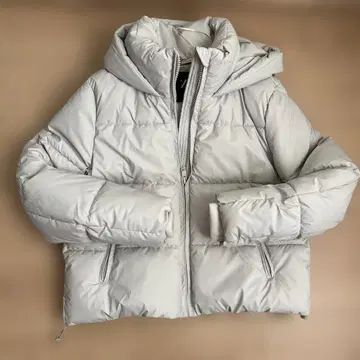 ZARA 크림색 다운 자켓 L