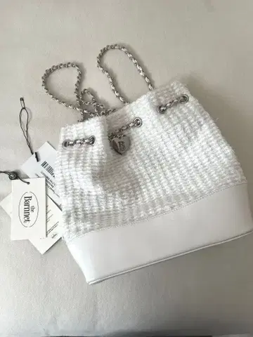 The Barnnet / Tweed Chain Backpack