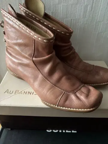 Au BANNISTER 브라운 레이스업 부츠