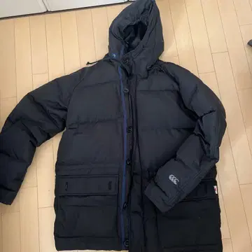 블랙 다운 자켓 후드 있음