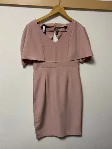 핑크 플레어 슬리브 드레스