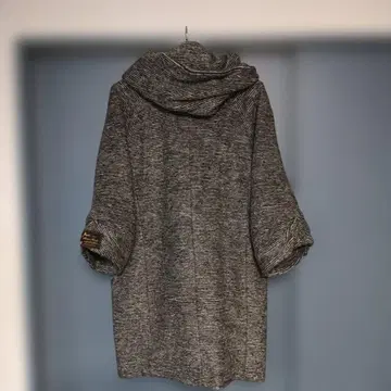 Mapei 후드 부착 롱 코트 그레이 계열 스트라이프