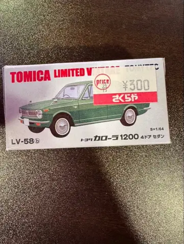 s1762 토미카 리미티드 빈티지 도요타 코롤라 1200 4도어