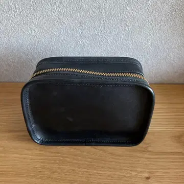 LIFESTYLIST Leather Multi Pouch