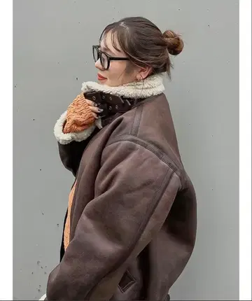 [ 새상품, 미사용 ] Ungrid 페이크 무스탕 보아 블루종