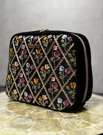 메이크업 파우치 인도 자수 리본 (블랙)