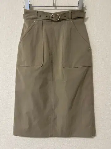 프로포션 바디 드레싱 카키 타이트 스커트