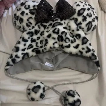 레오파드 무늬 미니 팬캡 화이트