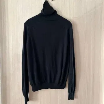 드로어 블랙 터틀넥 스웨터 사이즈 2
