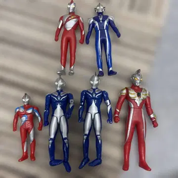 울트라맨 피규어 6체 세트