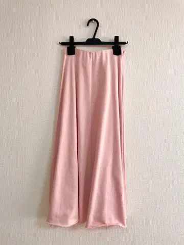 91. 새상품 KALNA 핑크 (사쿠라색) 플레어 스커트 사이드 슬릿