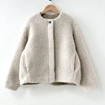 2024AW 카구레 울 보아 자켓 아이보리