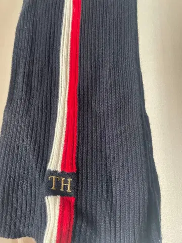 TH 네이비 리브 머플러