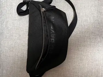 블랙 바디백 캔버스