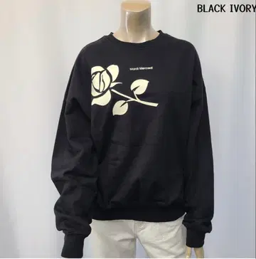 마르디메크르디 장미 무늬 맨투맨