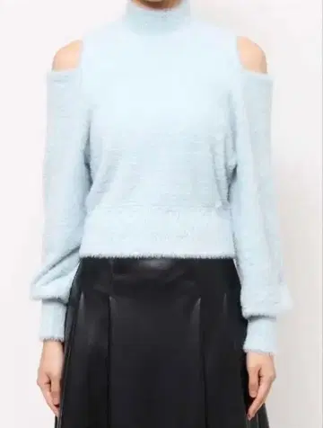 MERCURYDUO 오픈 숄더 미니 샤기 니트