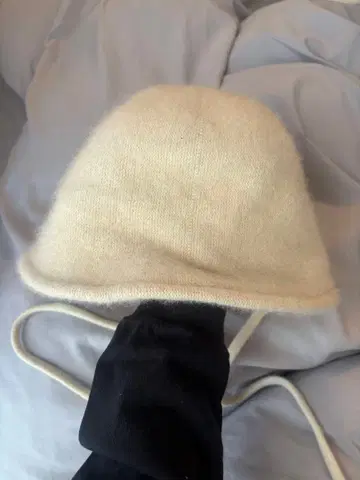 OVERRIDE 울 햇 끈 포함