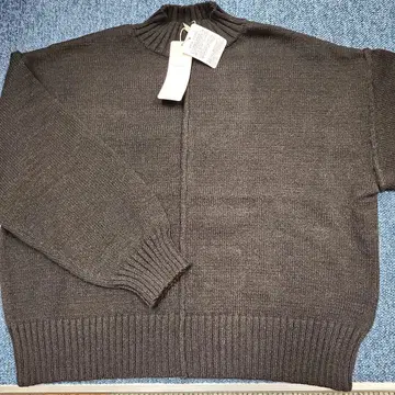 다크 그레이 100% 울 크루넥 스웨터 L