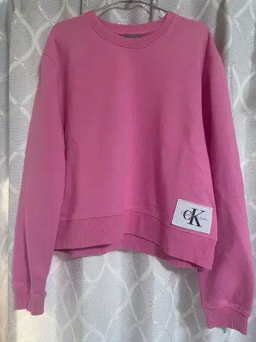 새상품급 Calvin Klein Jeans 맨투맨 S 핑크