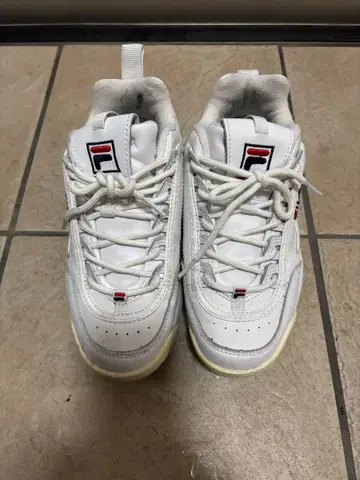 FILA 화이트 스니커즈 통굽