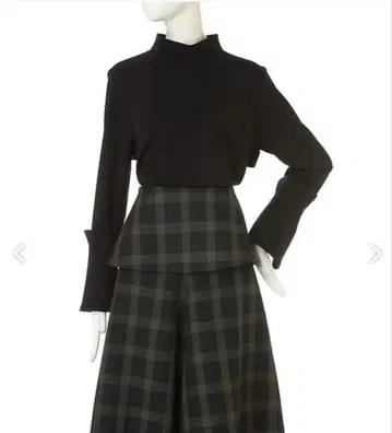 VERY 10월호 게재 하이 트위스트 스팬 빅 커프 블라우스 완판템