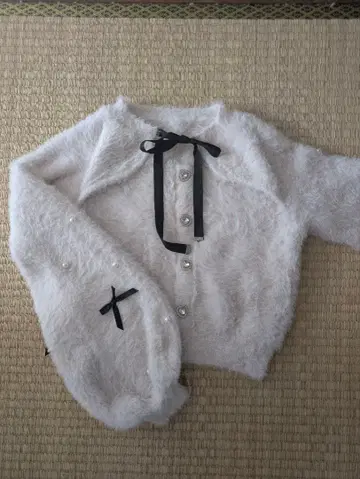 MARS 화이트 니트