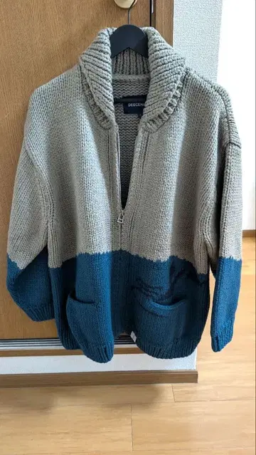 DESCENDANT 가디건